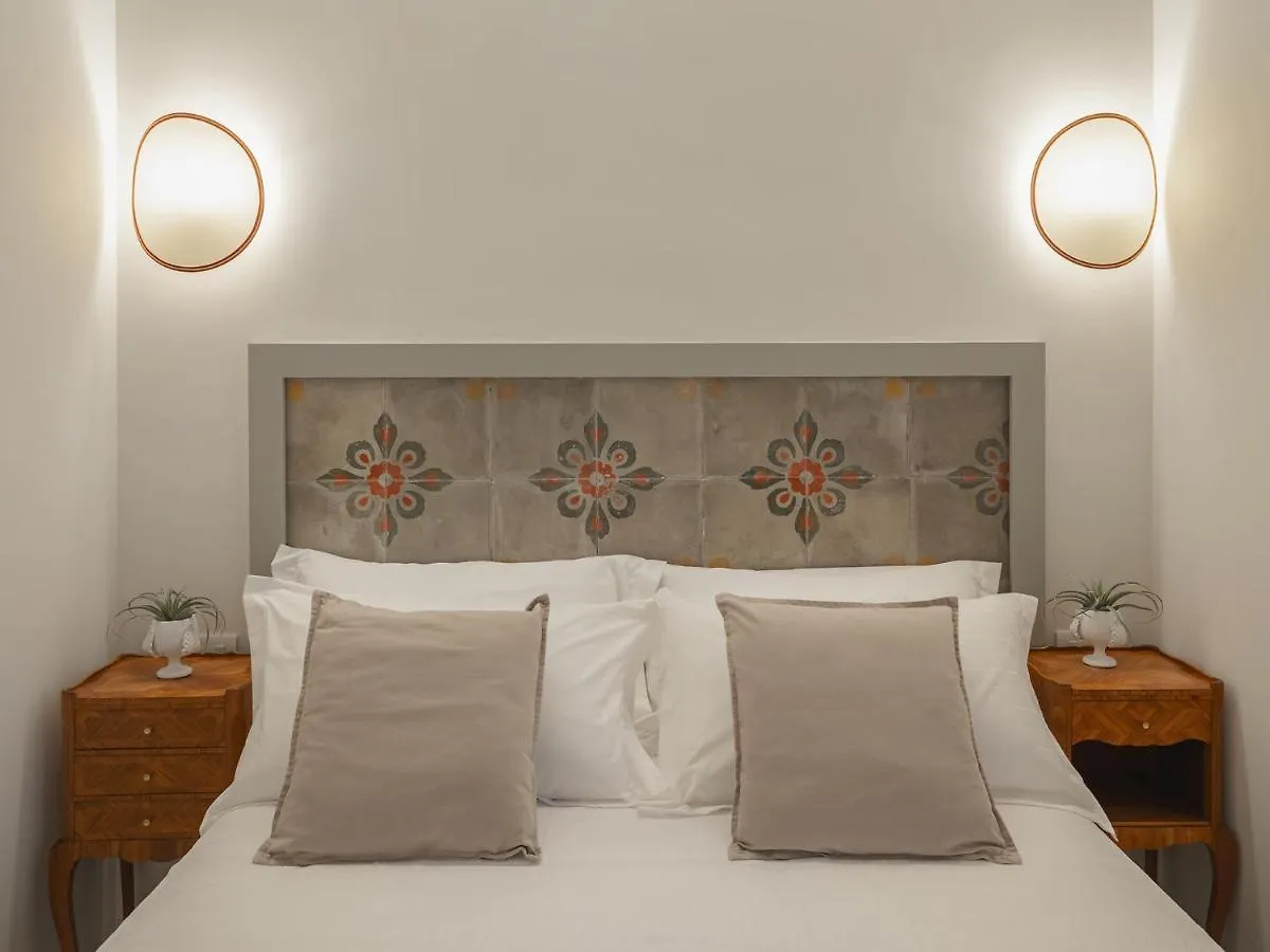 Living U Homesuites Lecce