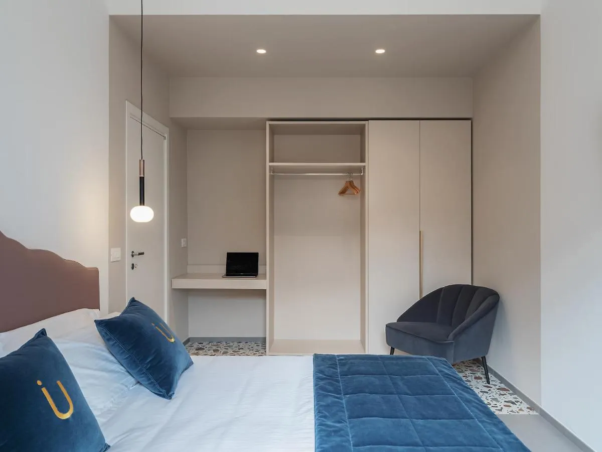 Living U Homesuites Lecce Aparthotel