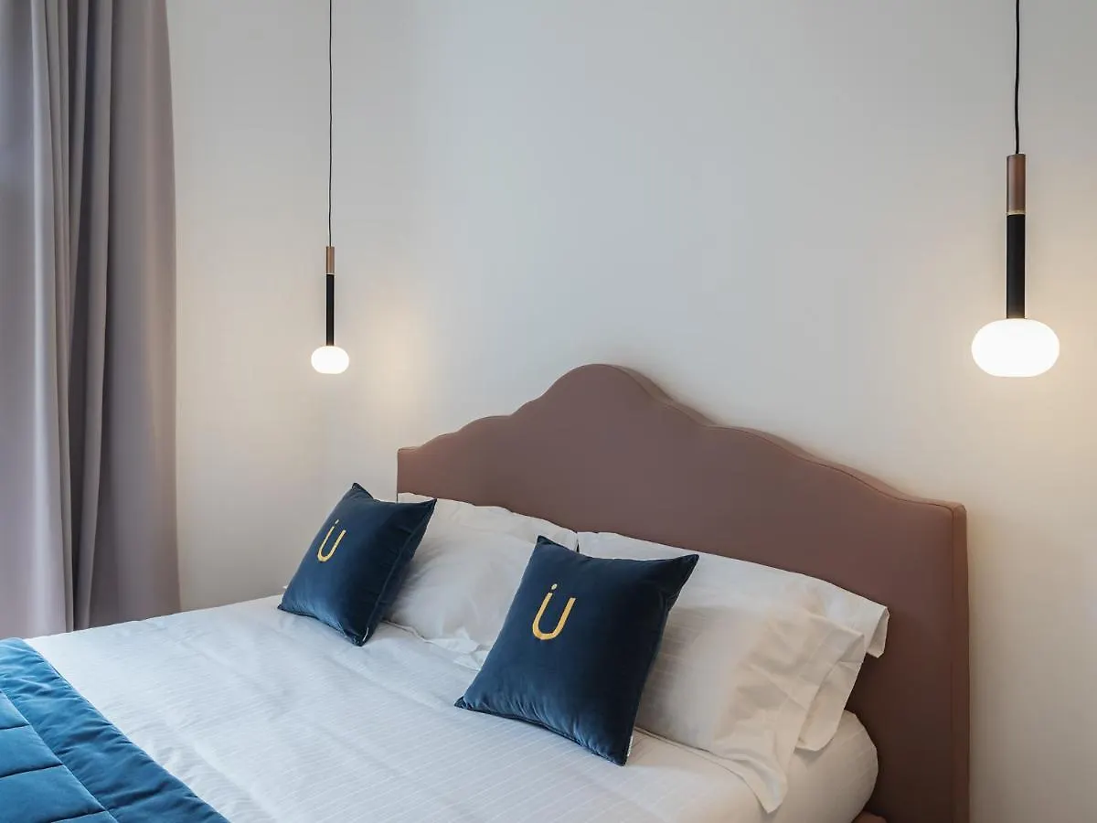 Living U Homesuites Lecce Italy