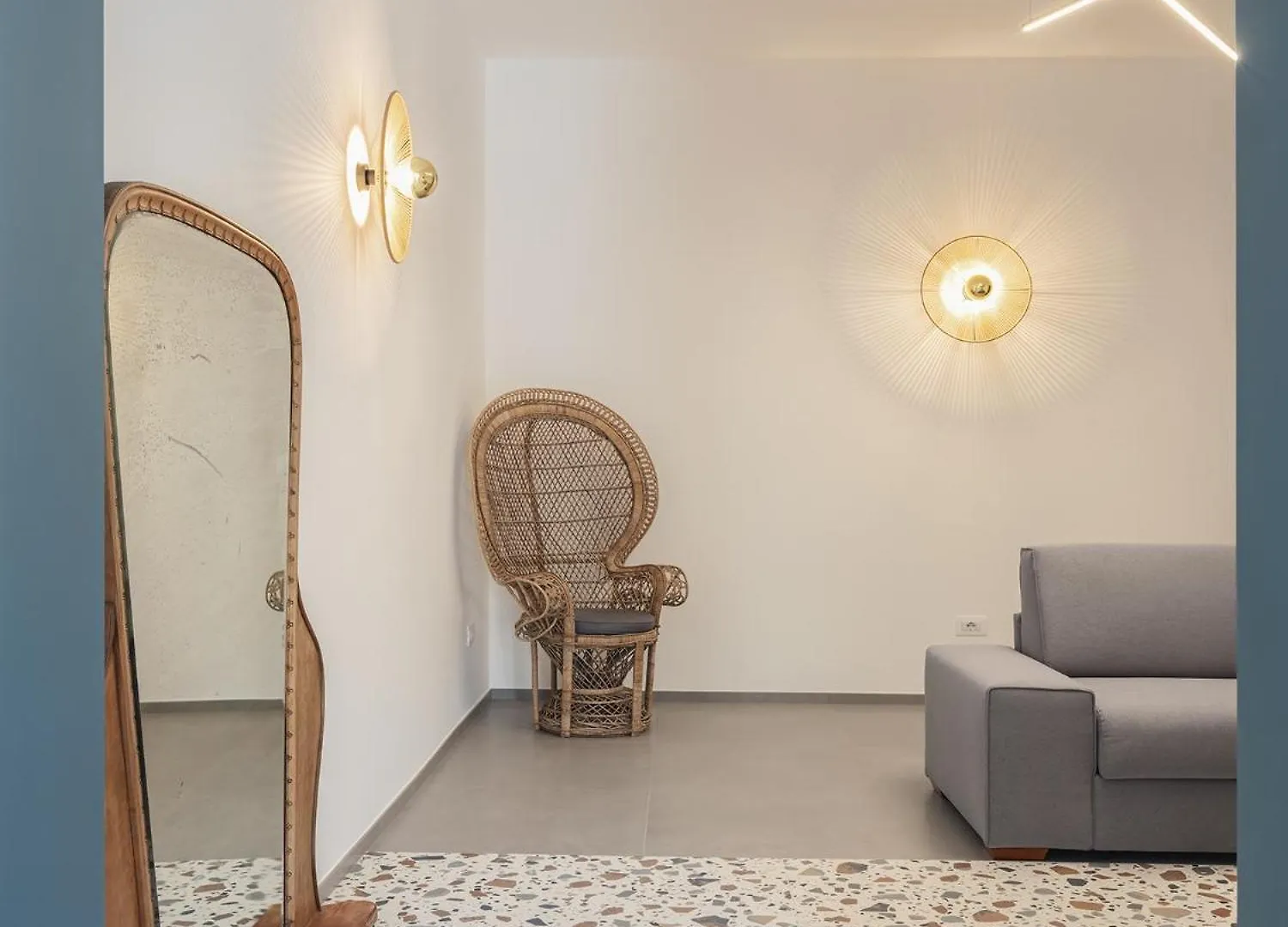 Living U Homesuites Lecce 0*,  Italy